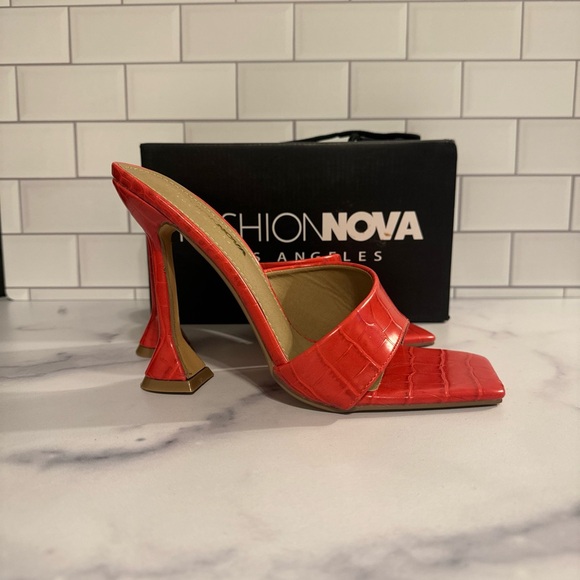 Fashion Nova - Young And Wild Heels - Picture 2 of 5